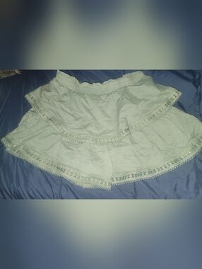 Francesca's Tiered Lace Trim Ruffle Skirt Shorts in Light Mint